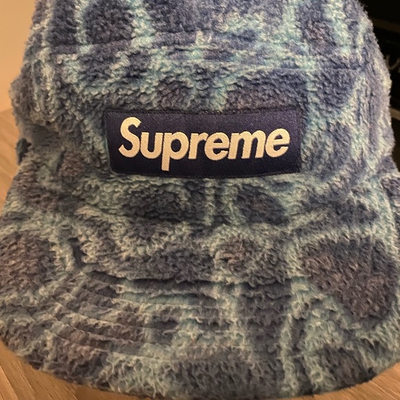 COPY - Supreme / 5 Panel Fleece Camper Hat w/ Ear Flaps / New / Lightly Wore - Picture 2 of 5